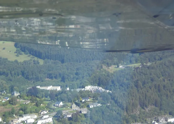 Bed & Breakfast L'ourthe 4*